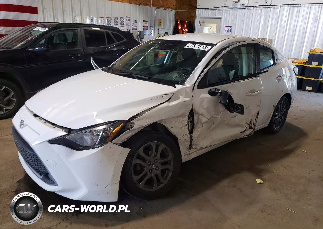 2019 Toyota Yaris Le – zdjęcie 1 z 12