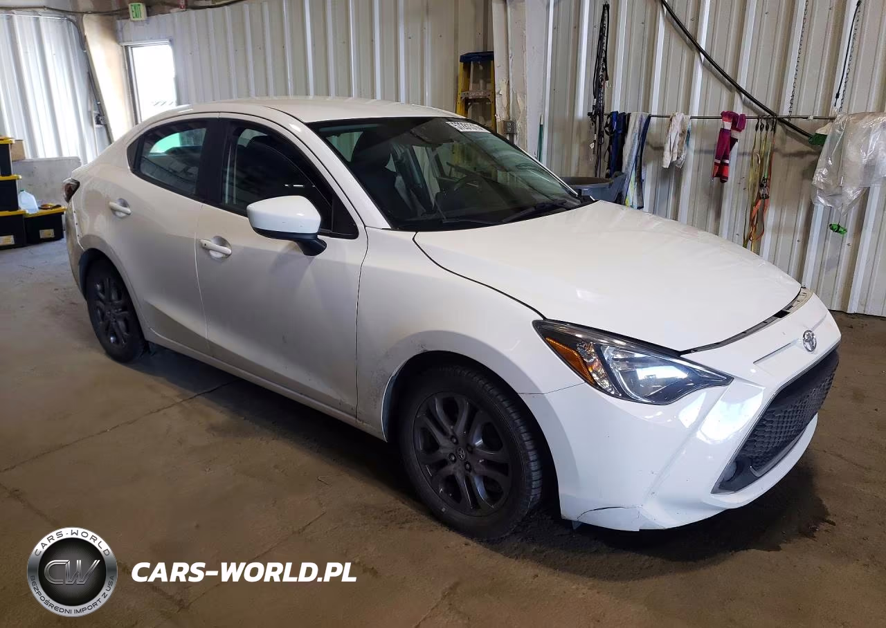 2019 Toyota Yaris Le VIN:3MYDLBYV3KY527254 - 4