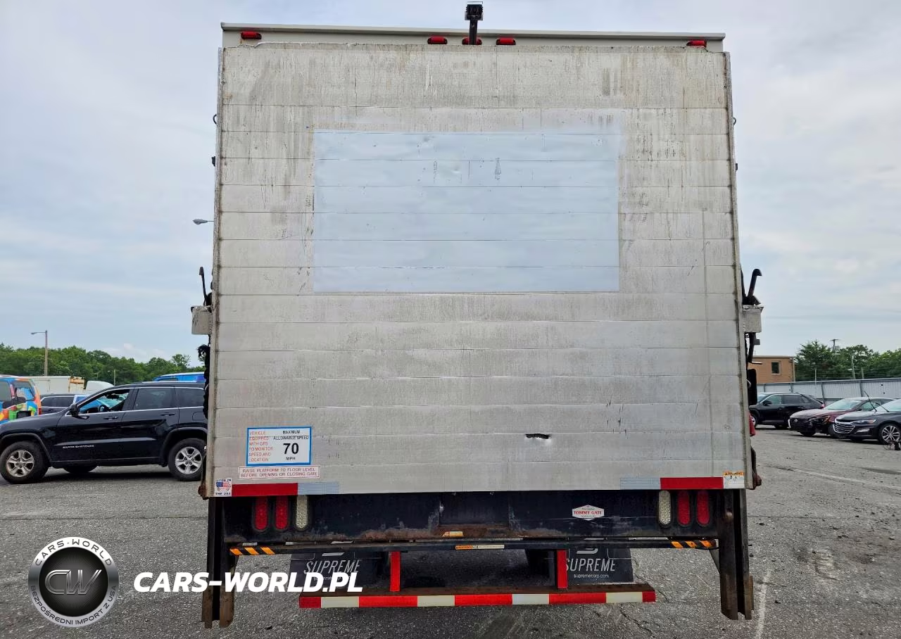 2017 Ford F650 Super Duty Box Truck VIN:1FDNF6AY9HDB06507 - 6