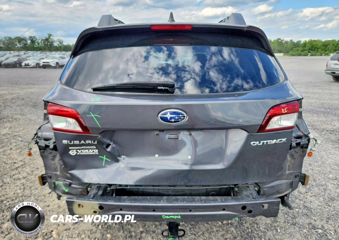2018 Subaru Outback 2.5I Premium VIN:4S4BSACC9J3316569 - 6