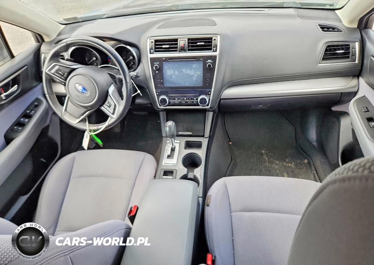 2018 Subaru Outback 2.5I Premium VIN:4S4BSACC9J3316569 - 8