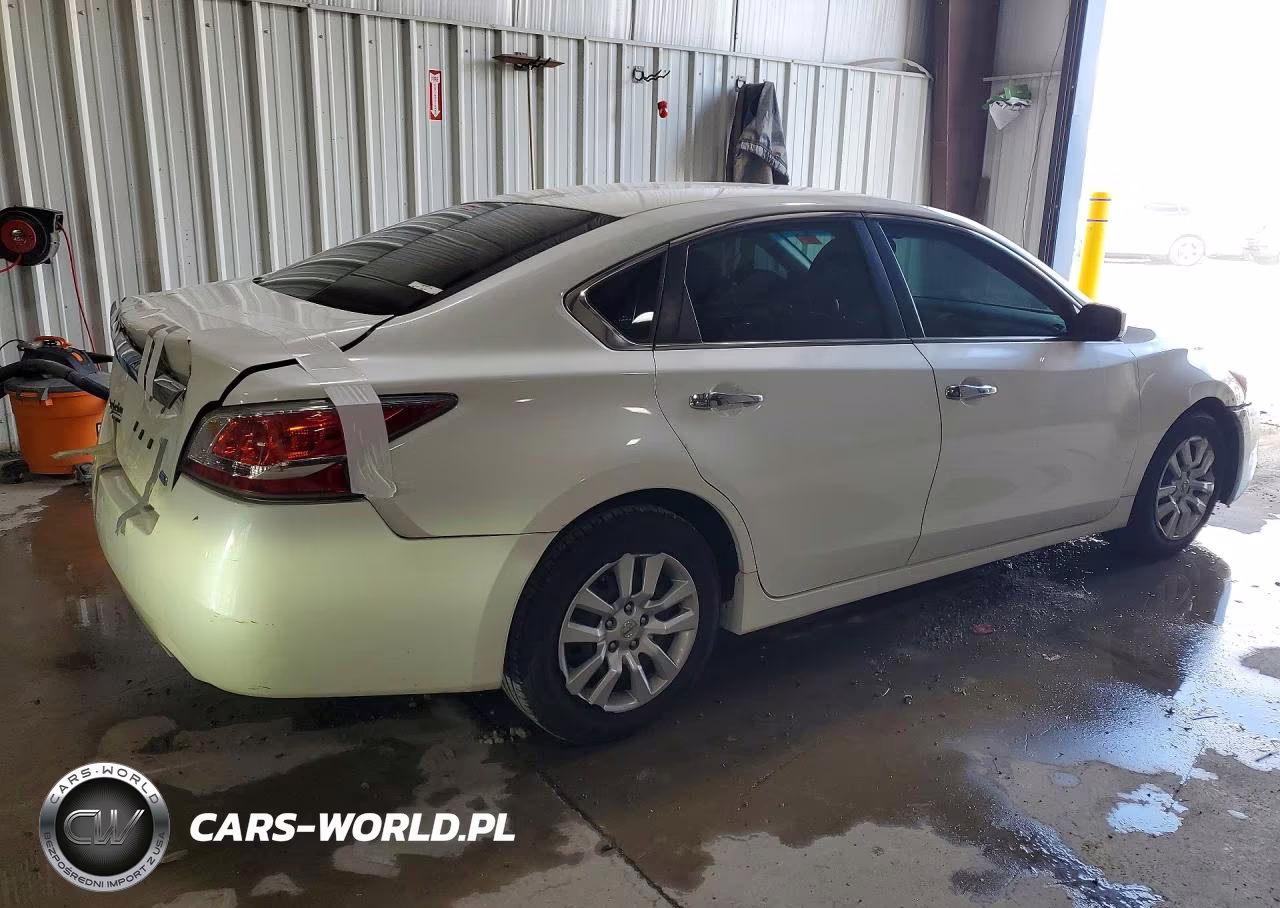 2014 Nissan Altima 2.5 S VIN:1N4AL3AP5EN352936 - 3