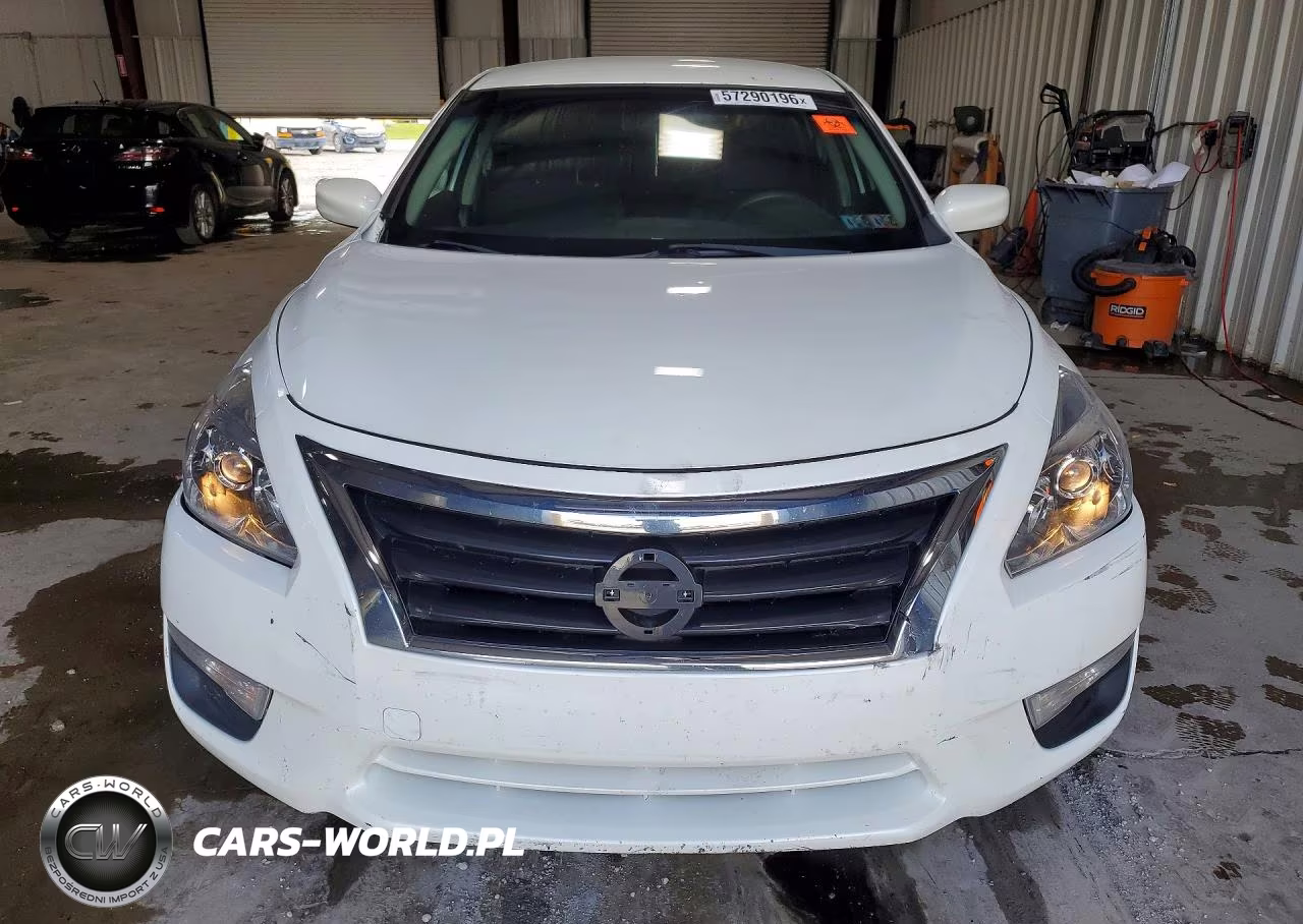 2014 Nissan Altima 2.5 S VIN:1N4AL3AP5EN352936 - 5