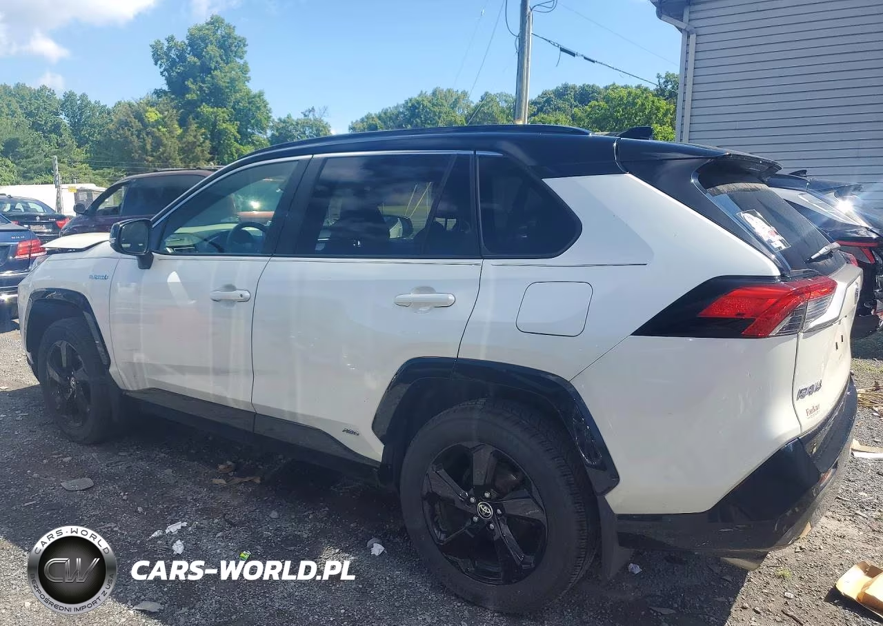 2020 Toyota Rav4 Xse VIN:JTMEWRFV3LD551144 - 2
