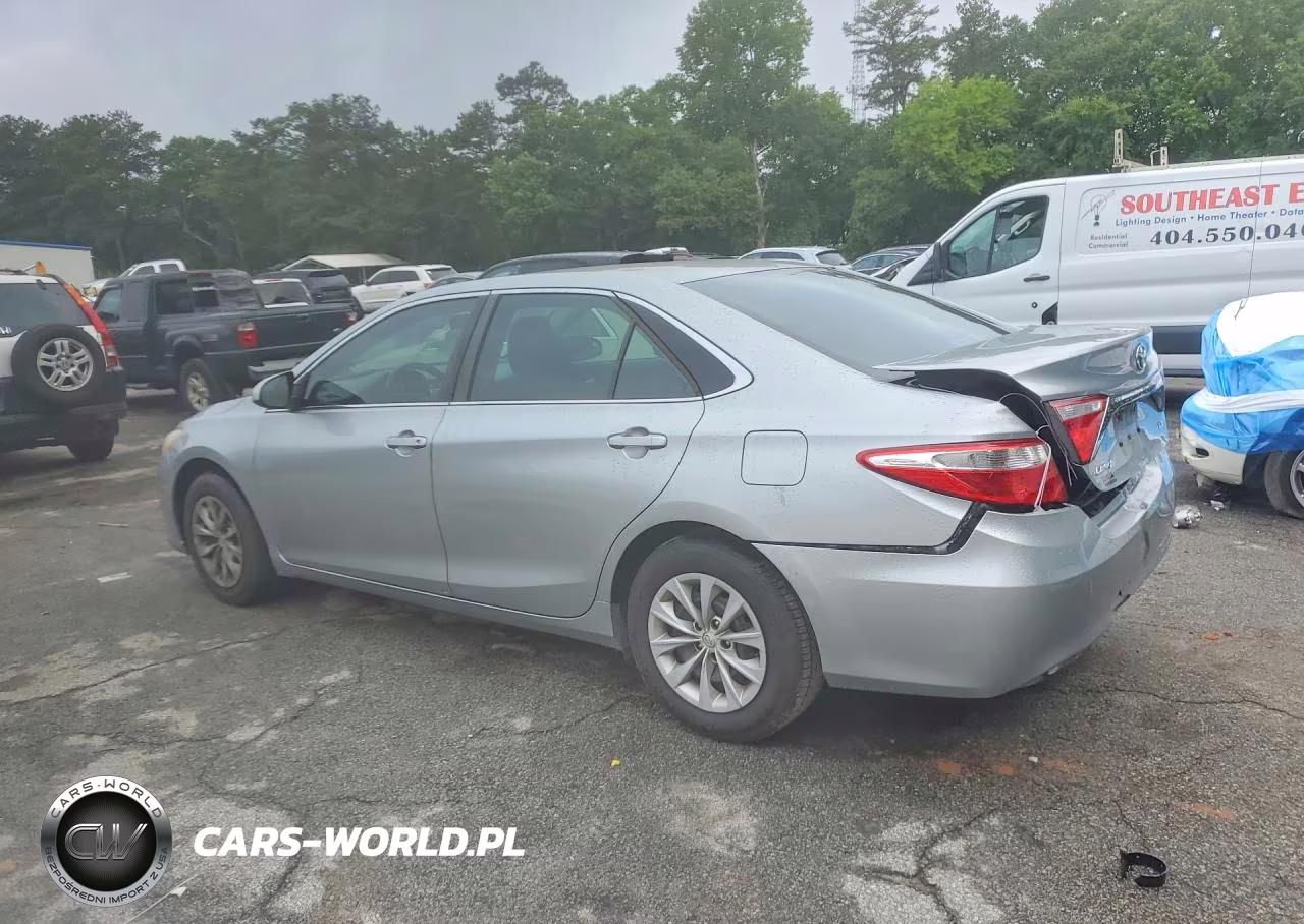 2015 Toyota Camry Le VIN:4T1BF1FK7FU020748 - 2