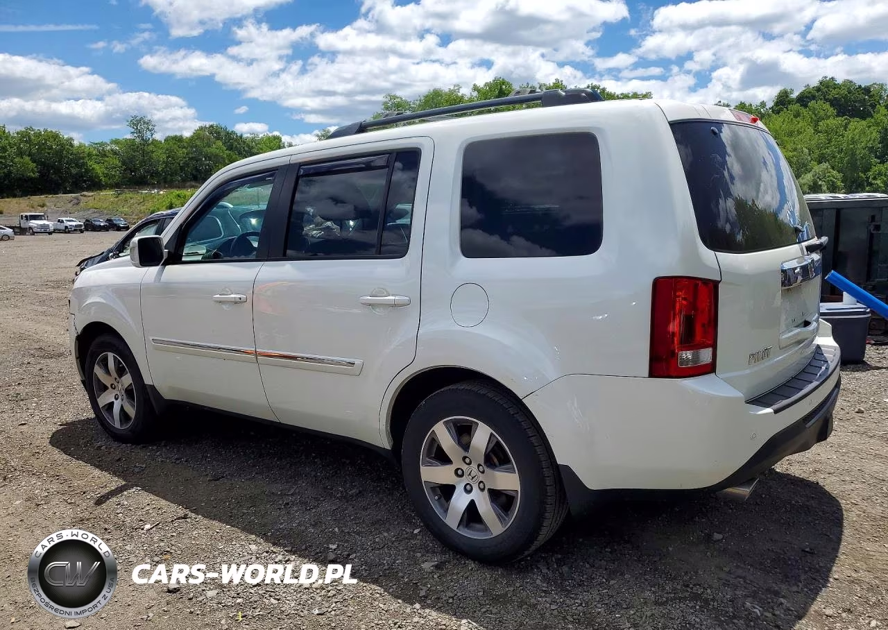 2015 Honda Pilot Touring VIN:5FNYF4H90FB023249 - 2