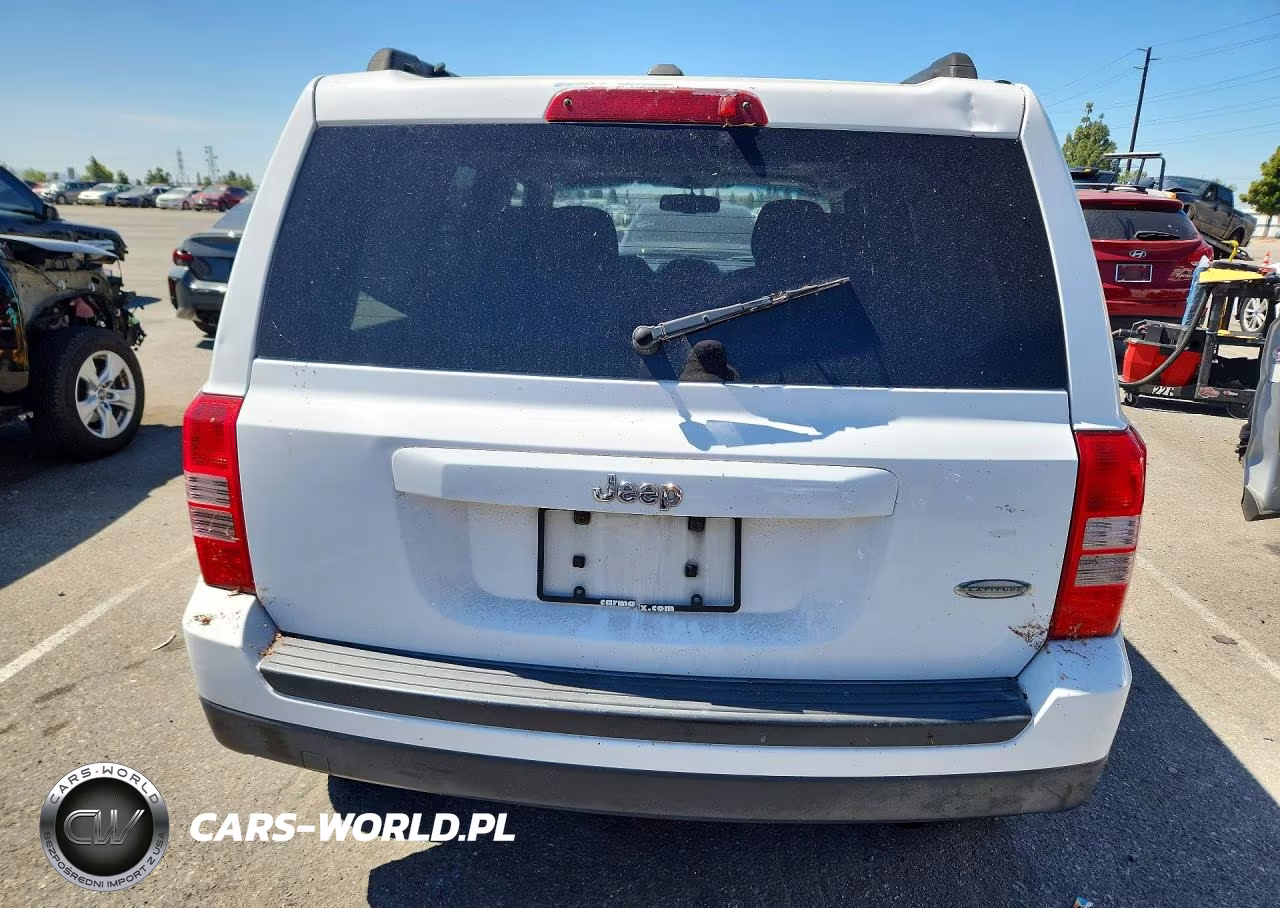 2012 Jeep Patriot Latitude VIN:1C4NJPFA0CD544040 - 6