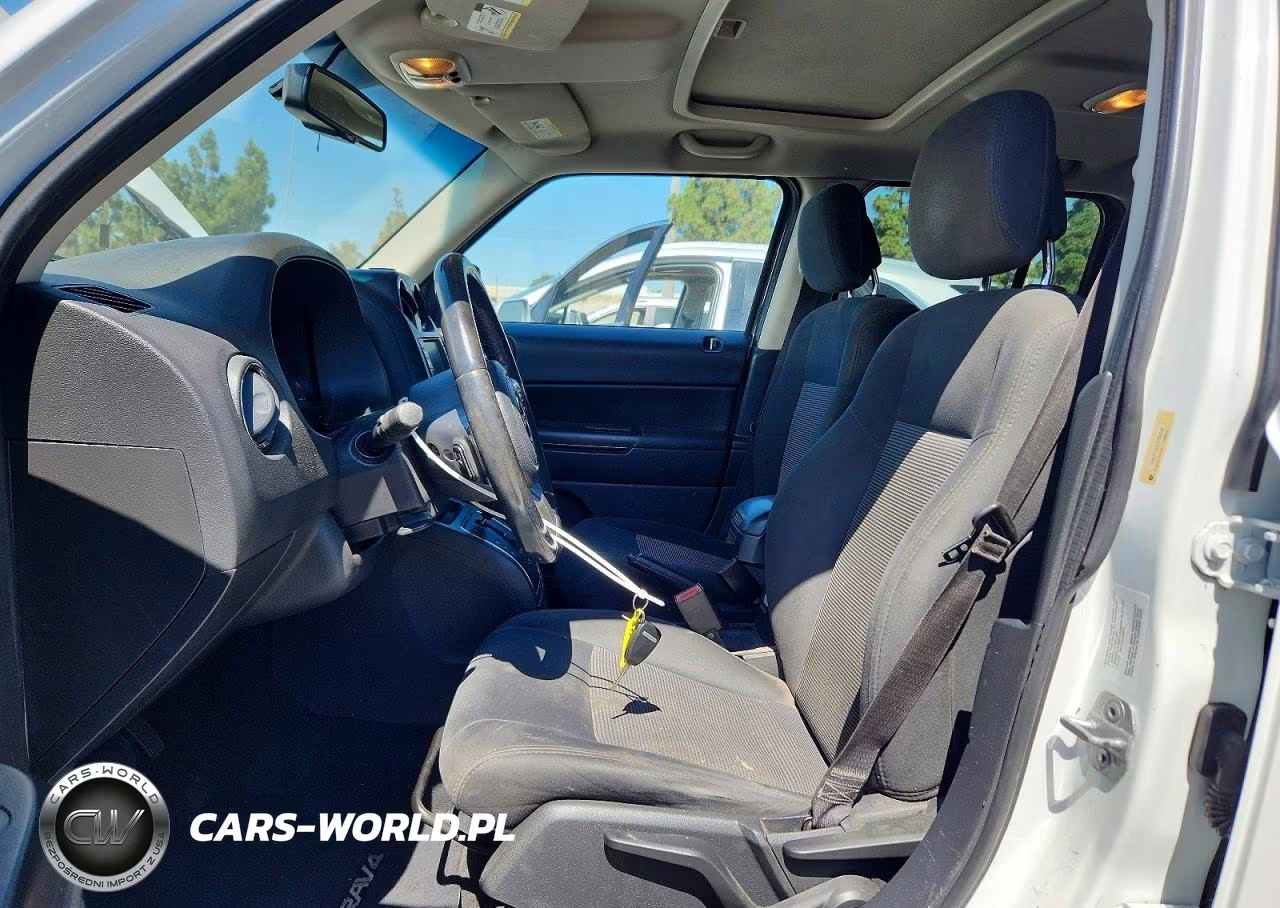 2012 Jeep Patriot Latitude VIN:1C4NJPFA0CD544040 - 7