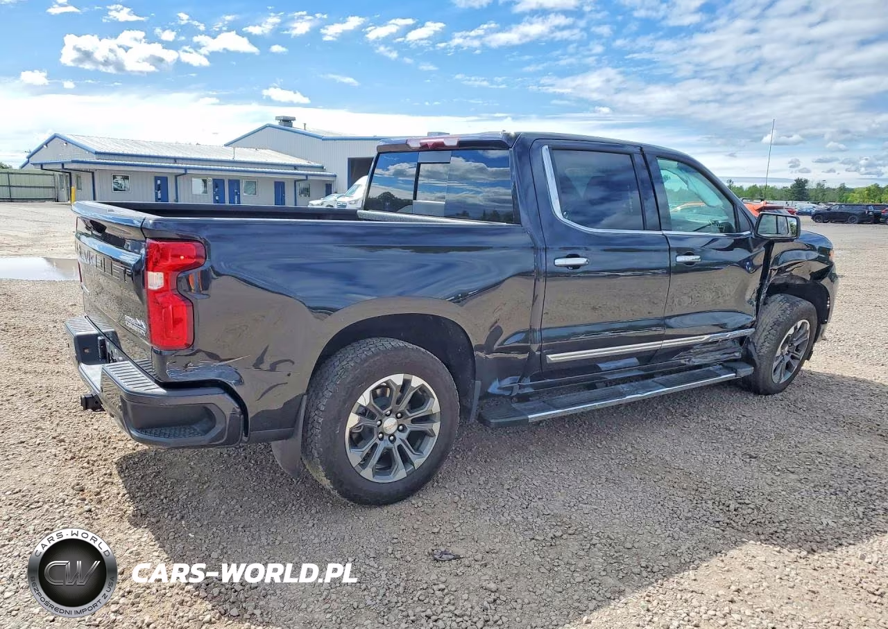 2024 Chevrolet Silverado K1500 High Country VIN:1GCUDJE89RZ333414 - 3