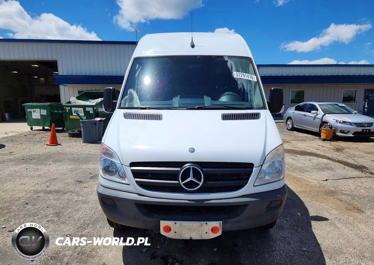 2011 Mercedes-Benz Sprinter VIN:WD3PE7CC7B5574416 - 5