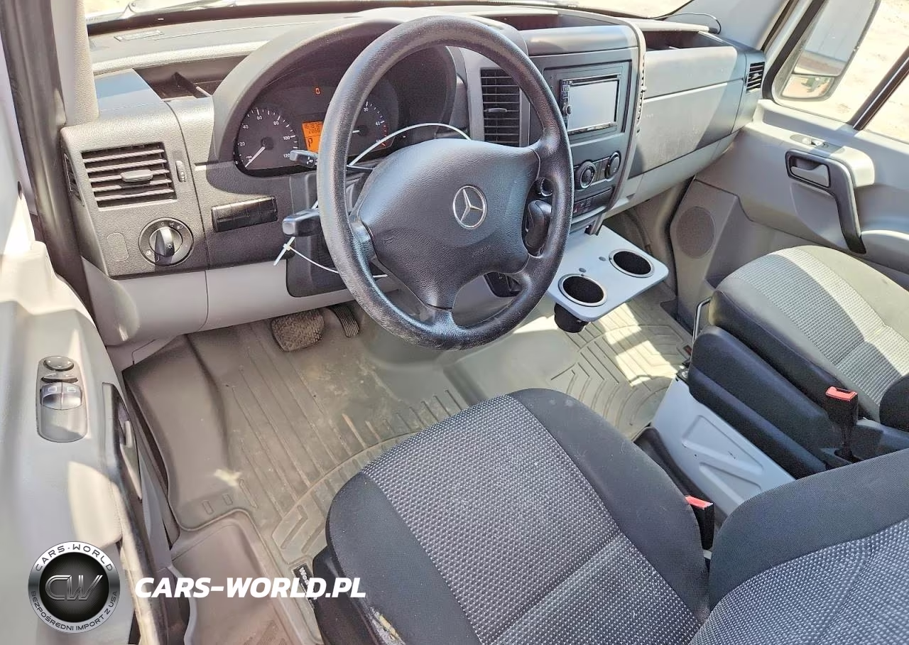 2011 Mercedes-Benz Sprinter VIN:WD3PE7CC7B5574416 - 8