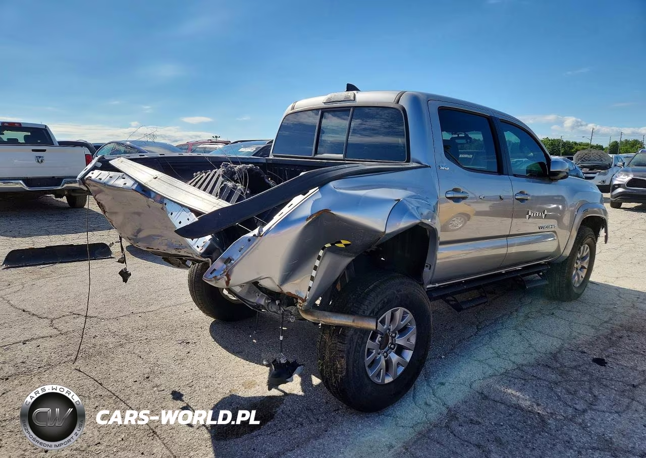 2017 Toyota Tacoma Sr5 V6 VIN:5TFAZ5CNXHX046078 - 3