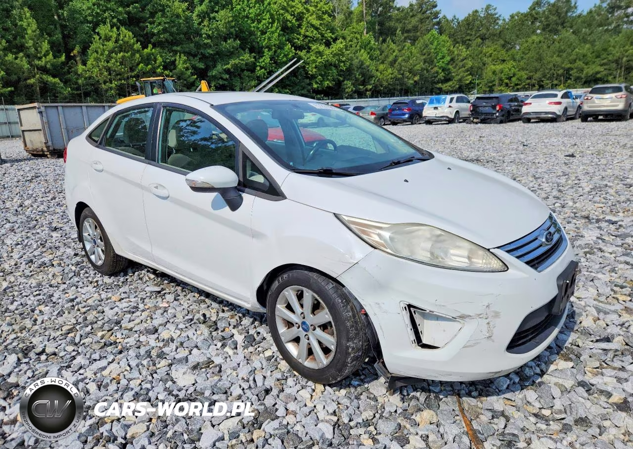 2013 Ford Fiesta Se VIN:3FADP4BJ3DM140546 - 4