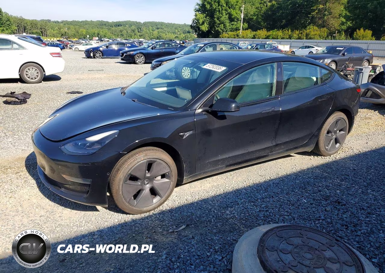 2021 Tesla Model 3 – zdjęcie 1 z 12
