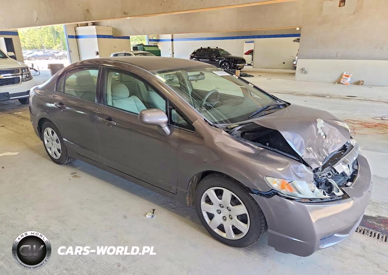 2011 Honda Civic Lx VIN:2HGFA1F52BH530972 - 4