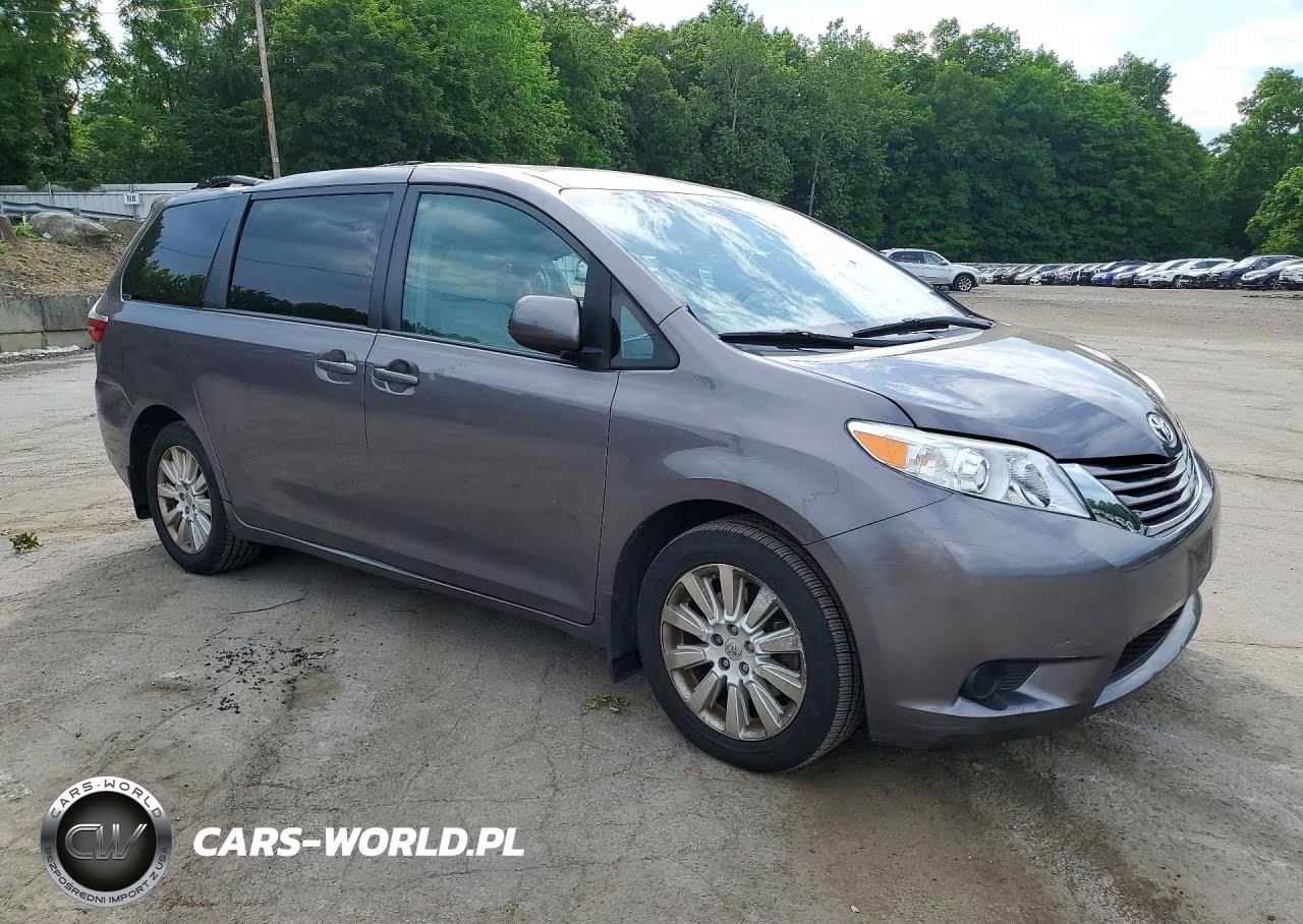 2015 Toyota Sienna Le VIN:5TDJK3DCXFS127171 - 4