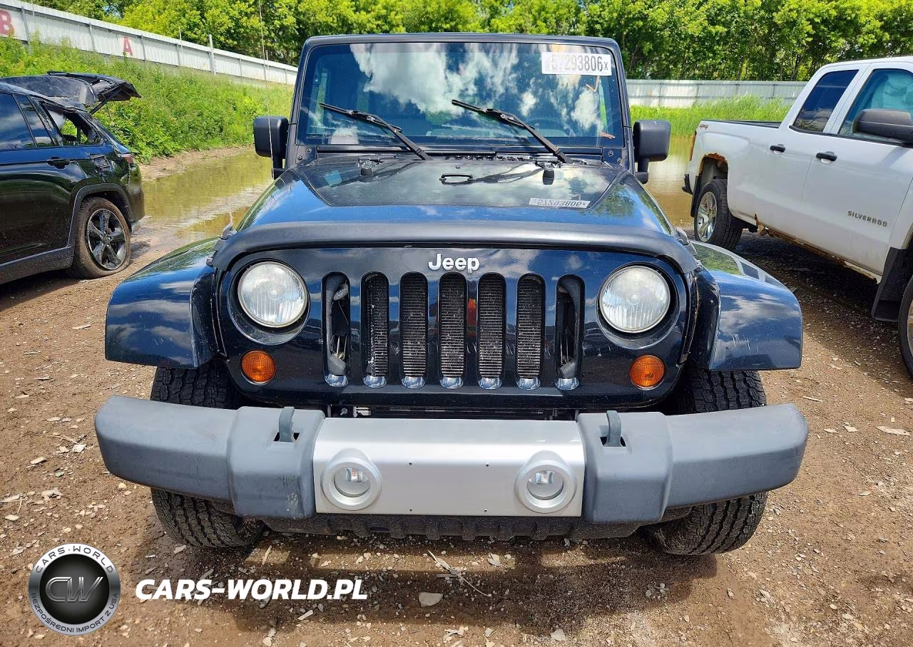2010 Jeep Wrangler Unlimited Sahara VIN:1J4BA5H18AL205639 - 5