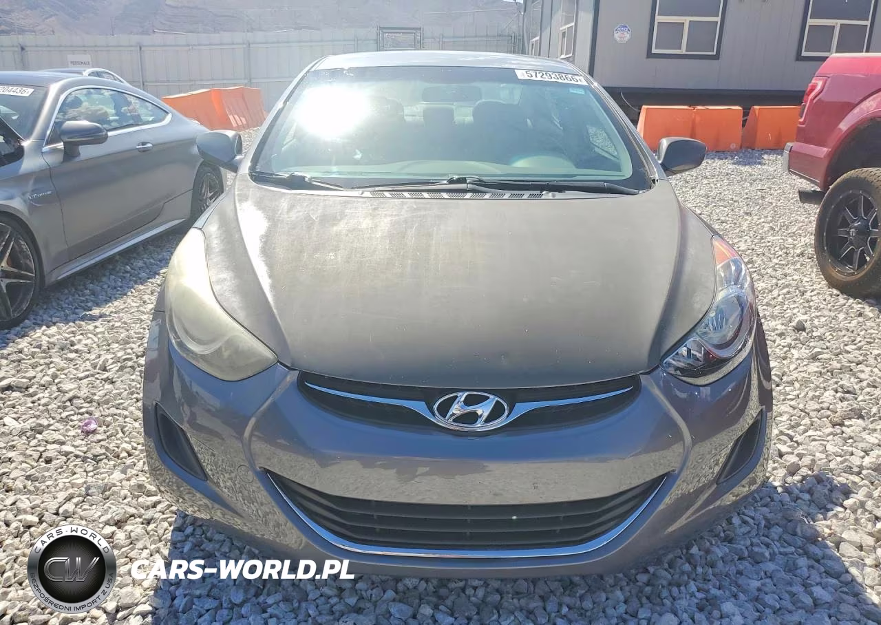 2012 Hyundai Elantra Gls VIN:5NPDH4AE8CH127615 - 5