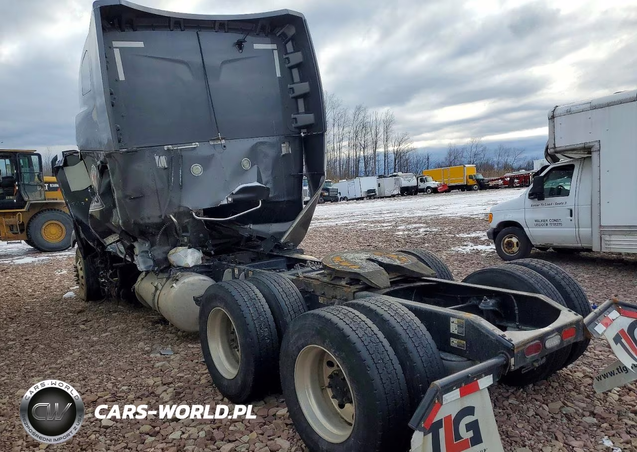 2022 Peterbilt 579 Semi Truck VIN:1XPBD49X9ND781149 - 3