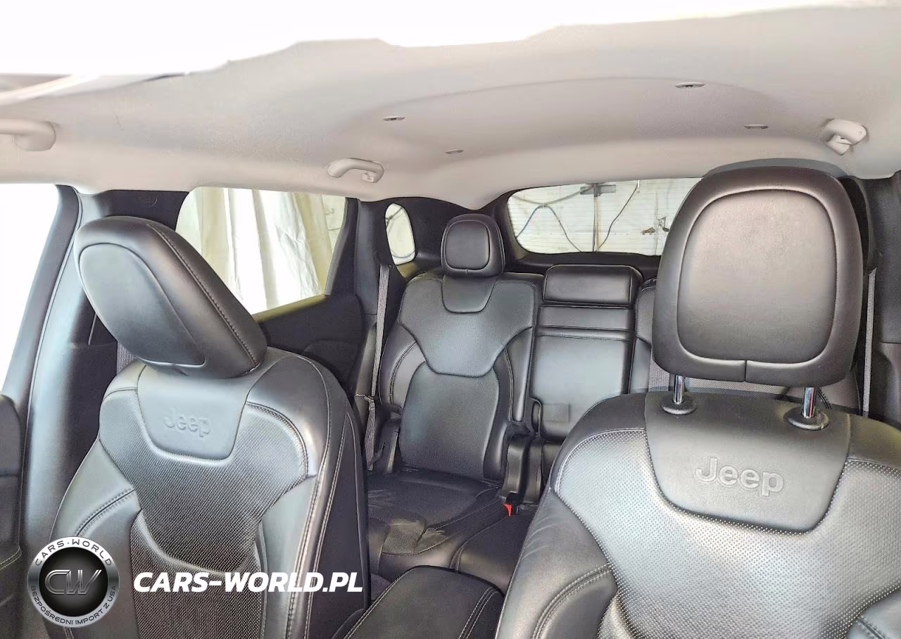 2019 Jeep Cherokee Limited VIN:1C4PJMDN9KD180180 - 10
