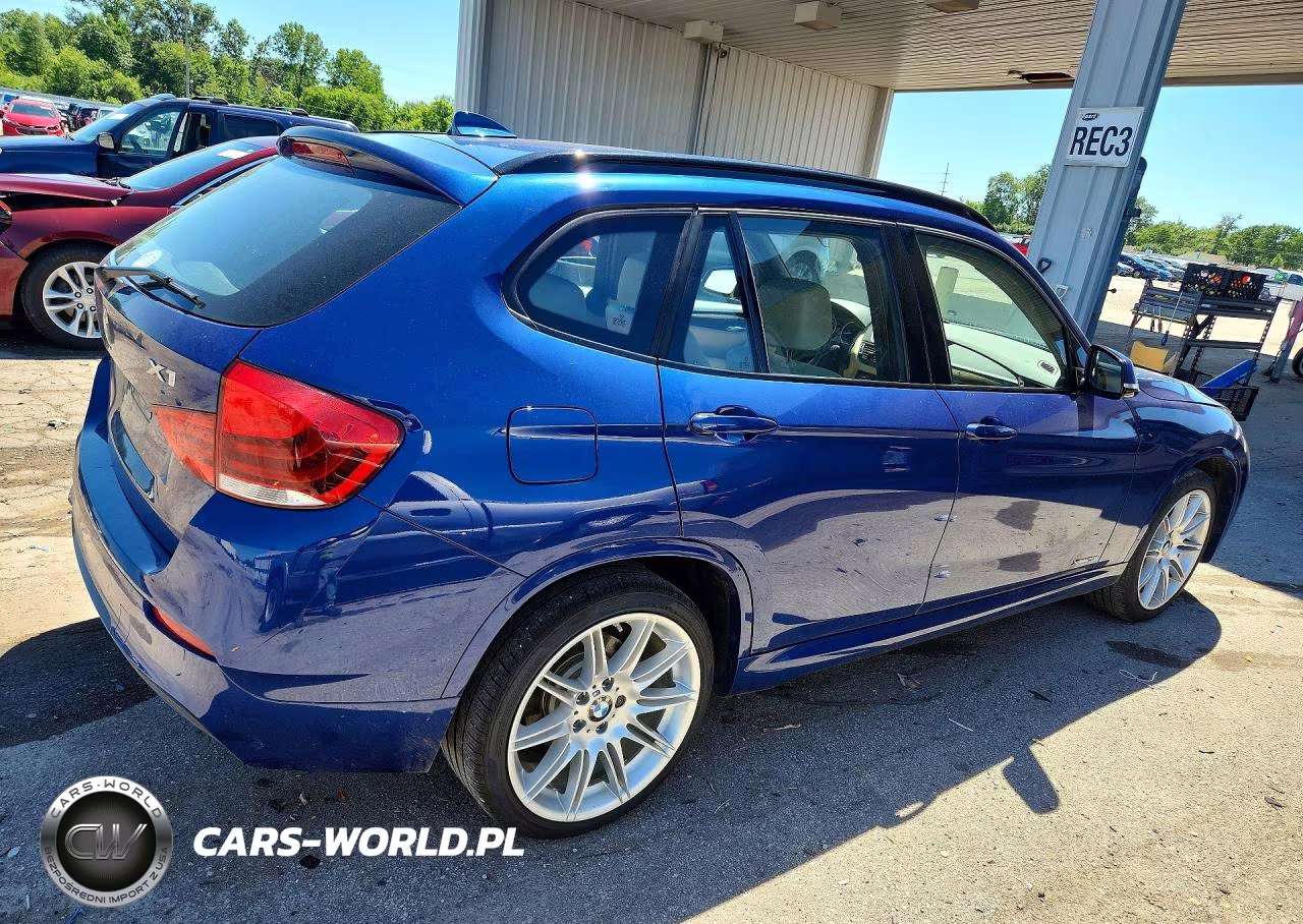 2013 BMW X1 xDrive28I VIN:WBAVL1C56DVR82715 - 3