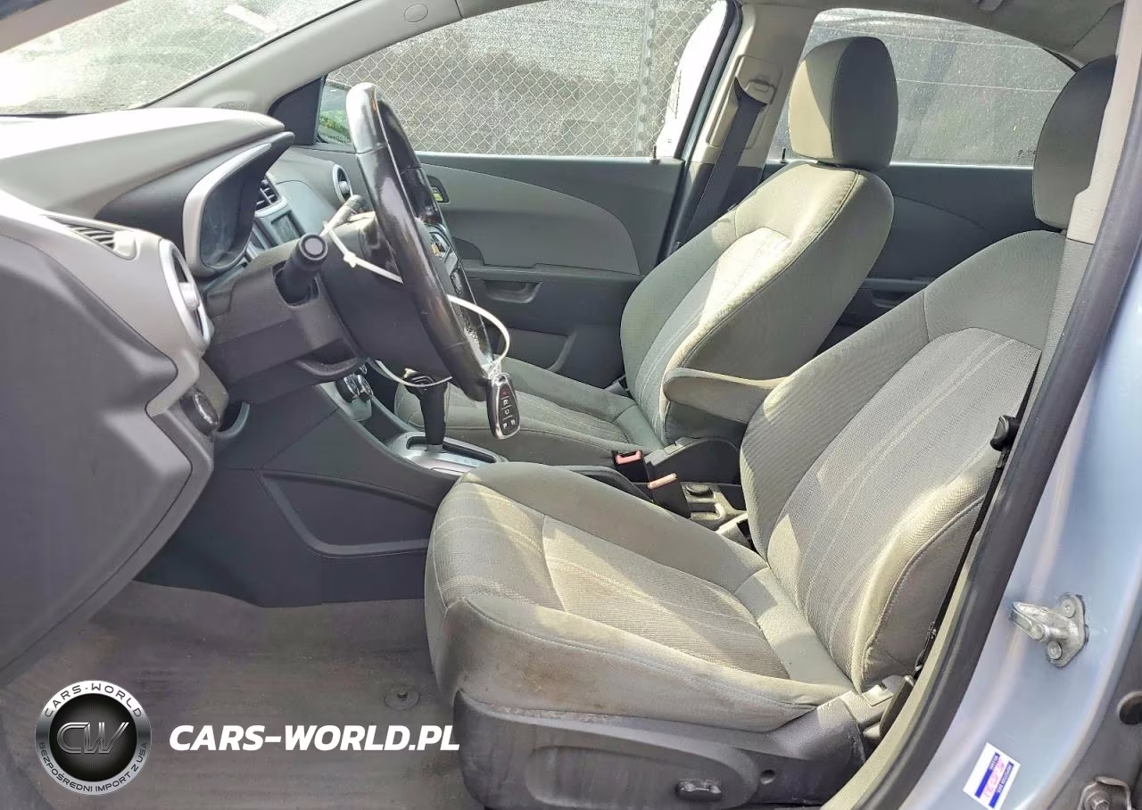 2018 Chevrolet Sonic VIN:1G1JD5SH8J4102478 - 7