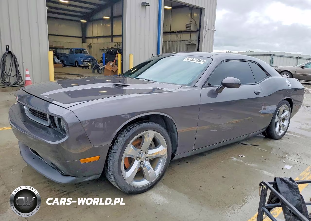 2013 Dodge Challenger Sxt