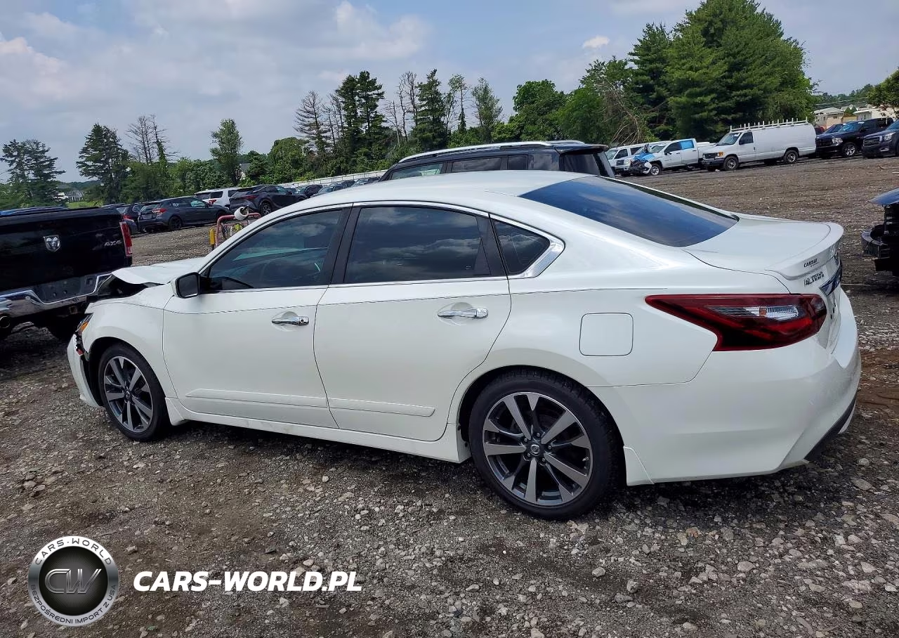 2017 Nissan Altima 2.5 Sr VIN:1N4AL3AP5HC477080 - 2