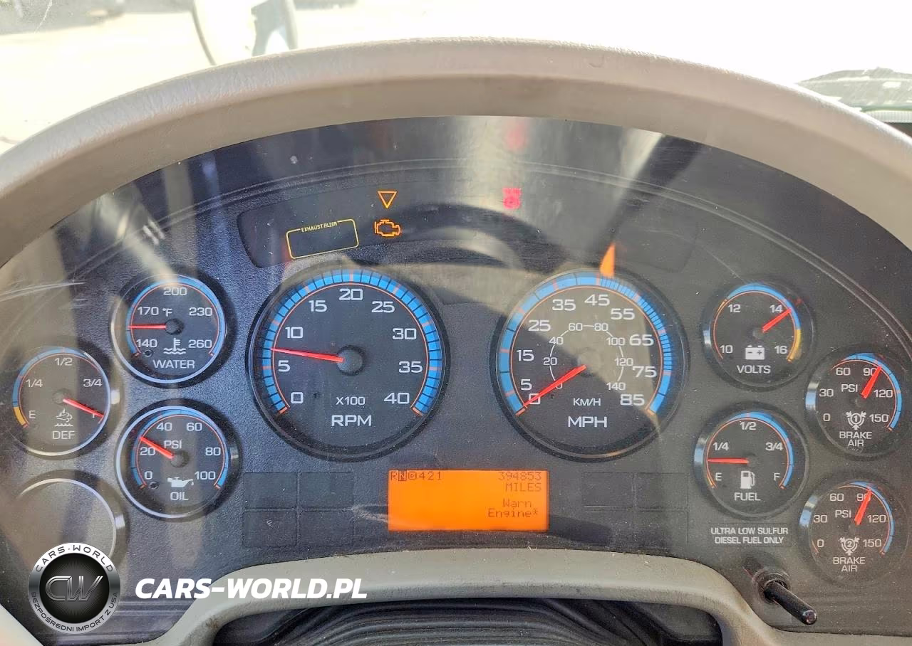 2016 International 4300 Refrigerated Box Truck VIN:1HTMMMML5GH375432 - 9