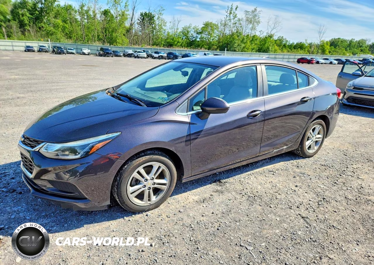2017 Chevrolet Cruze Lt – zdjęcie 1 z 12