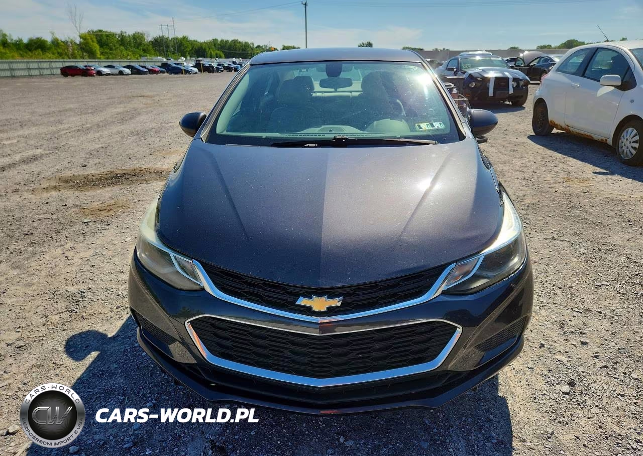 2017 Chevrolet Cruze Lt VIN:1G1BE5SM8H7186552 - 5