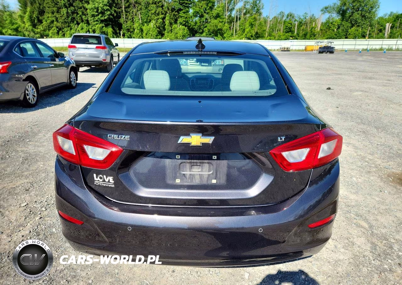 2017 Chevrolet Cruze Lt VIN:1G1BE5SM8H7186552 - 6
