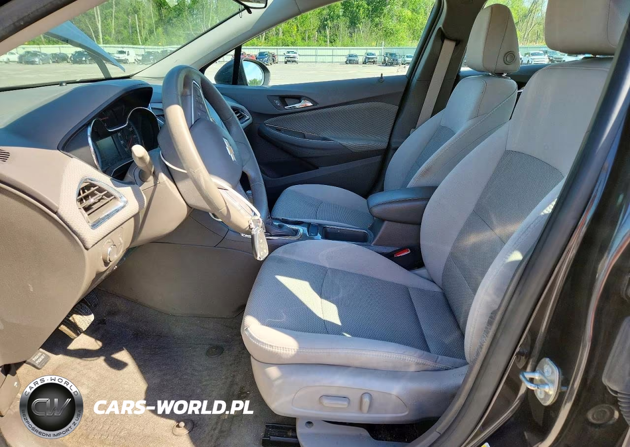 2017 Chevrolet Cruze Lt VIN:1G1BE5SM8H7186552 - 7