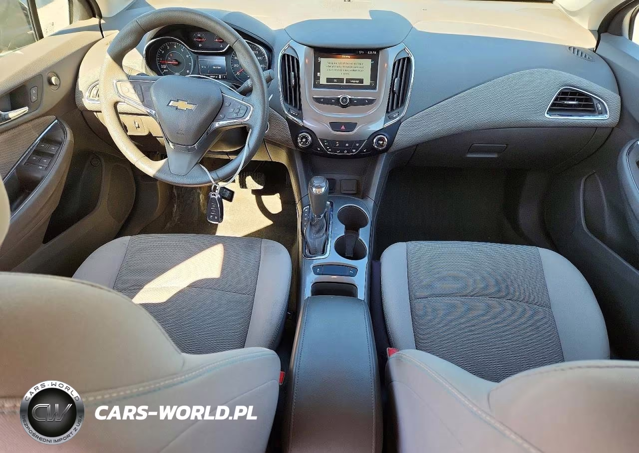 2017 Chevrolet Cruze Lt VIN:1G1BE5SM8H7186552 - 8