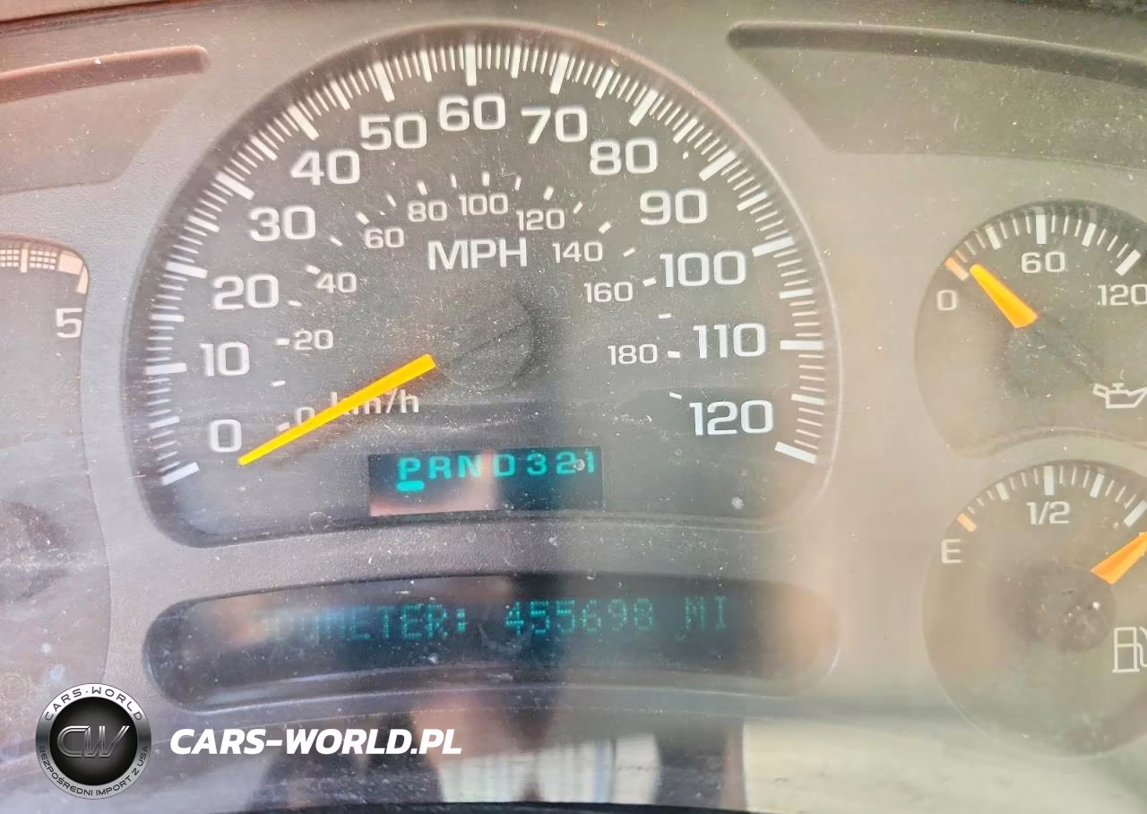 2004 Chevrolet Silverado C3500 VIN:1GBJC34244E331329 - 9