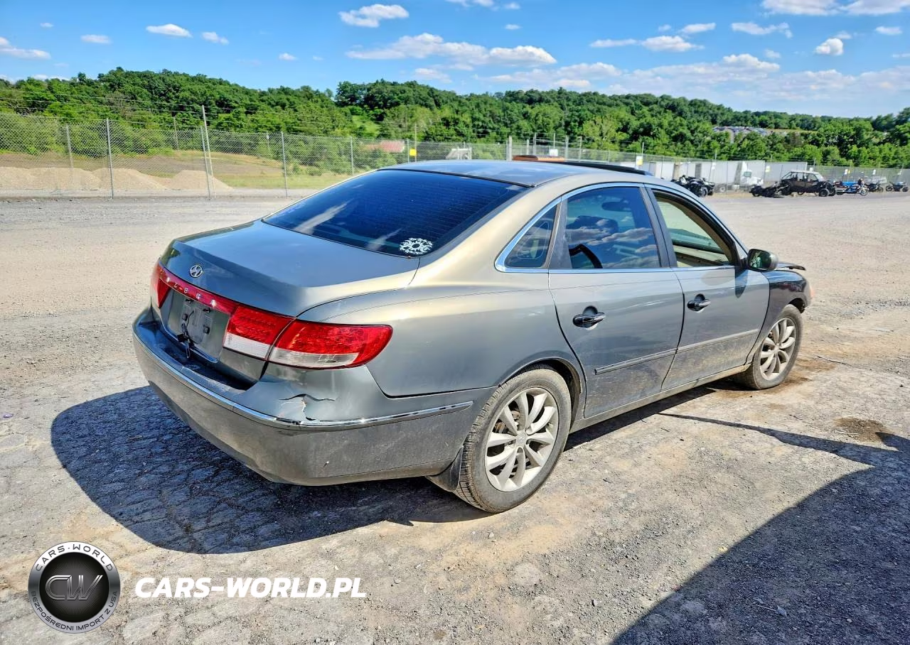 2006 Hyundai Azera VIN:KMHFC46F86A046355 - 3