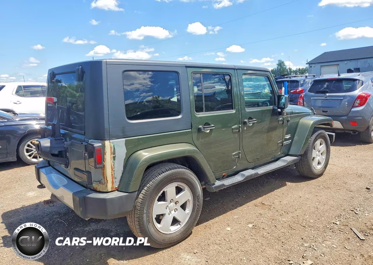 2009 Jeep Wrangler Unlimited Sahara VIN:1J4GA59159L733168 - 3