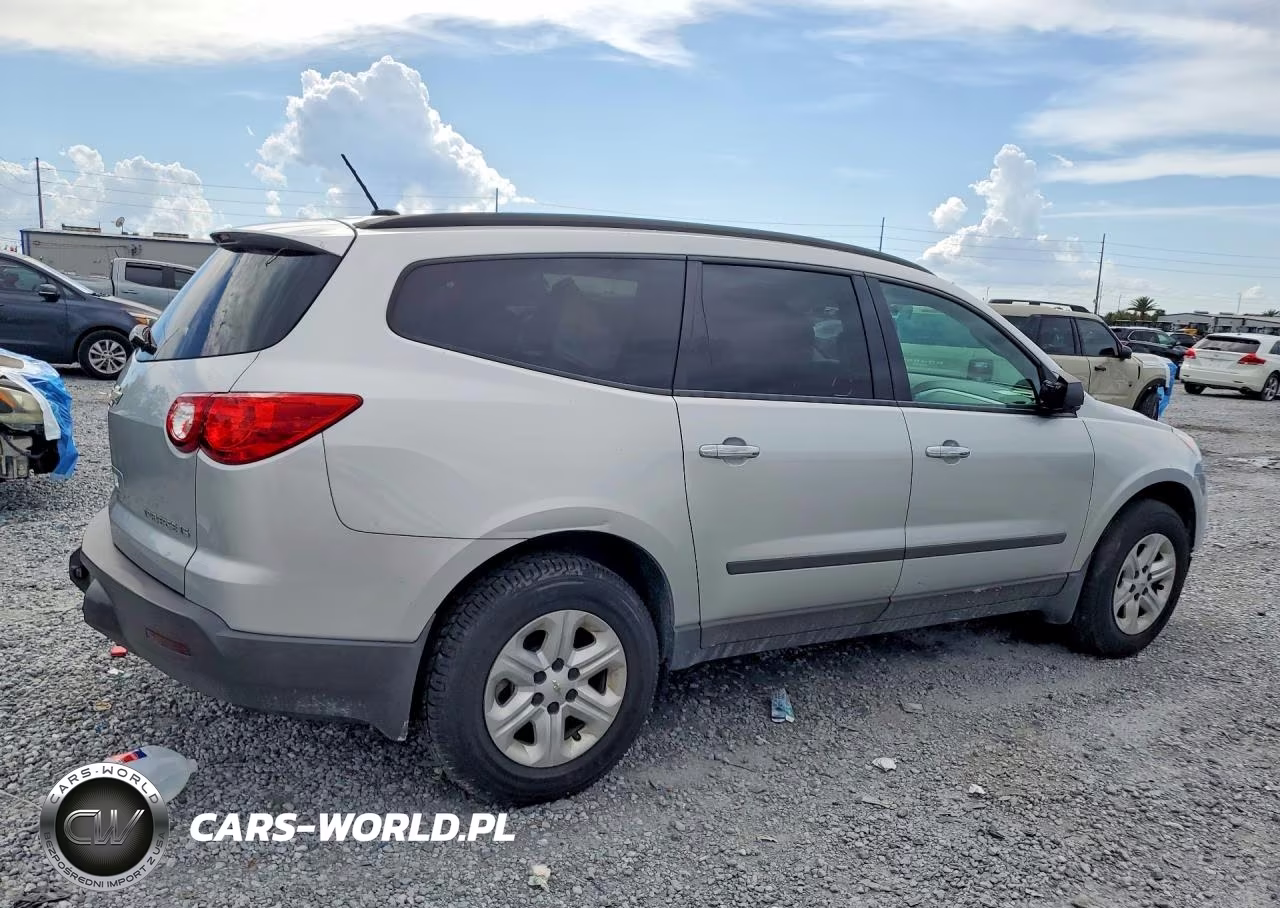 2010 Chevrolet Traverse Ls VIN:1GNLREED1AJ222805 - 3