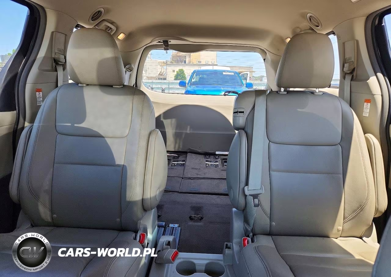 2015 Toyota Sienna Xle 8-Passenger VIN:5TDYK3DC5FS573758 - 10