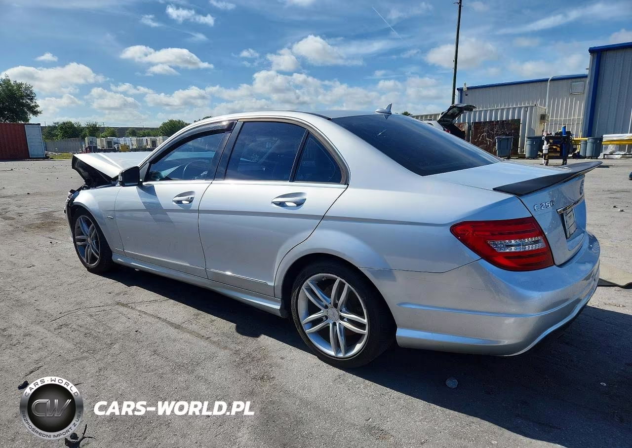 2012 Mercedes-Benz C 250 VIN:WDDGF4HB2CR216187 - 2