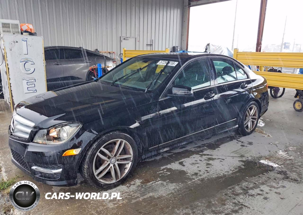 2013 Mercedes-Benz C 250