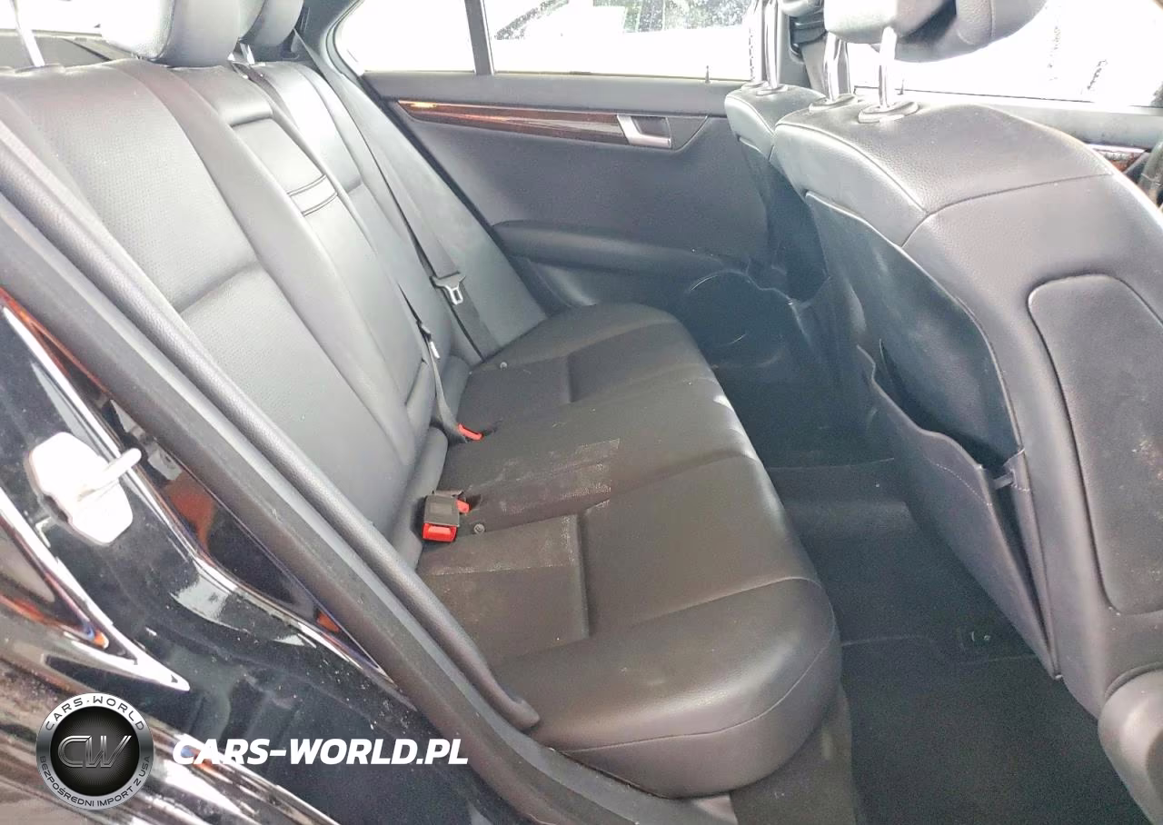 2013 Mercedes-Benz C 250 VIN:WDDGF4HBXDR298476 - 10