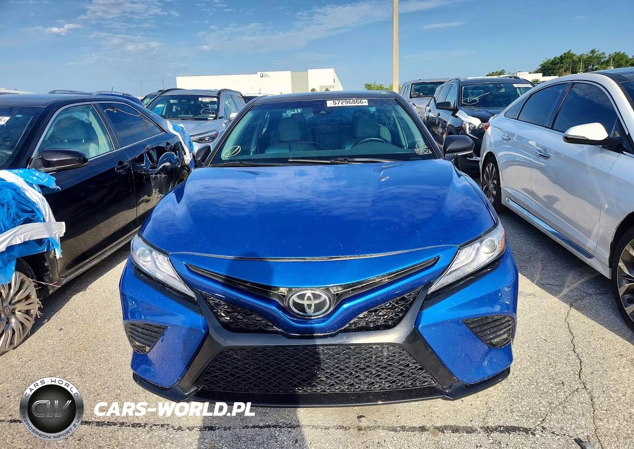 2018 Toyota Camry Xse VIN:4T1B61HK5JU067654 - 5