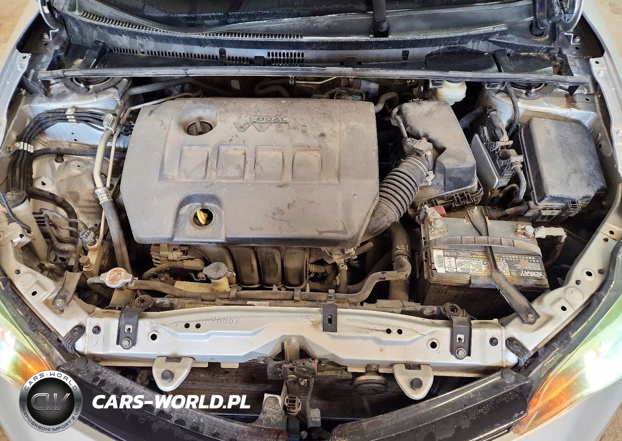 2018 Toyota Corolla L VIN:2T1BURHEXJC020684 - 11
