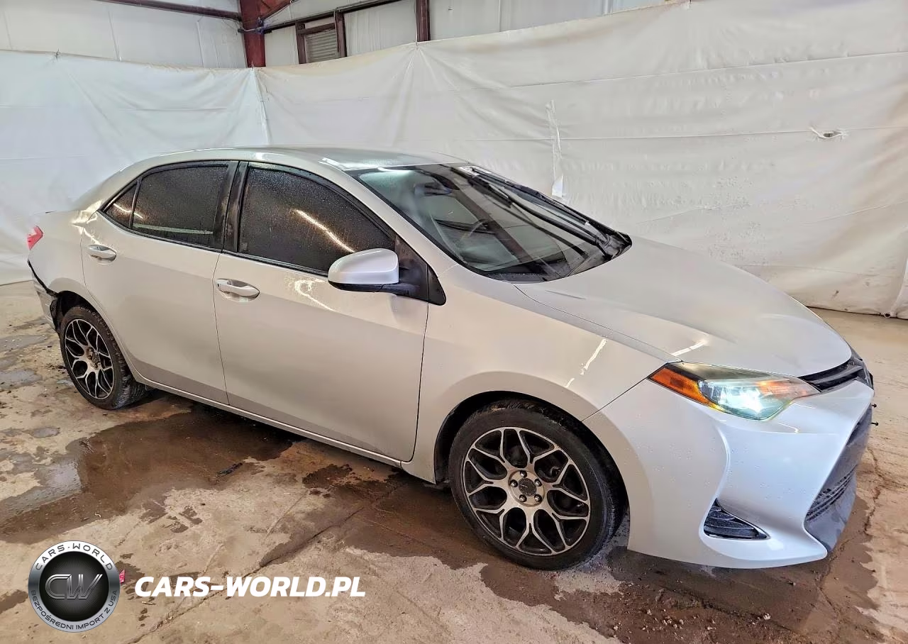 2018 Toyota Corolla L VIN:2T1BURHEXJC020684 - 4
