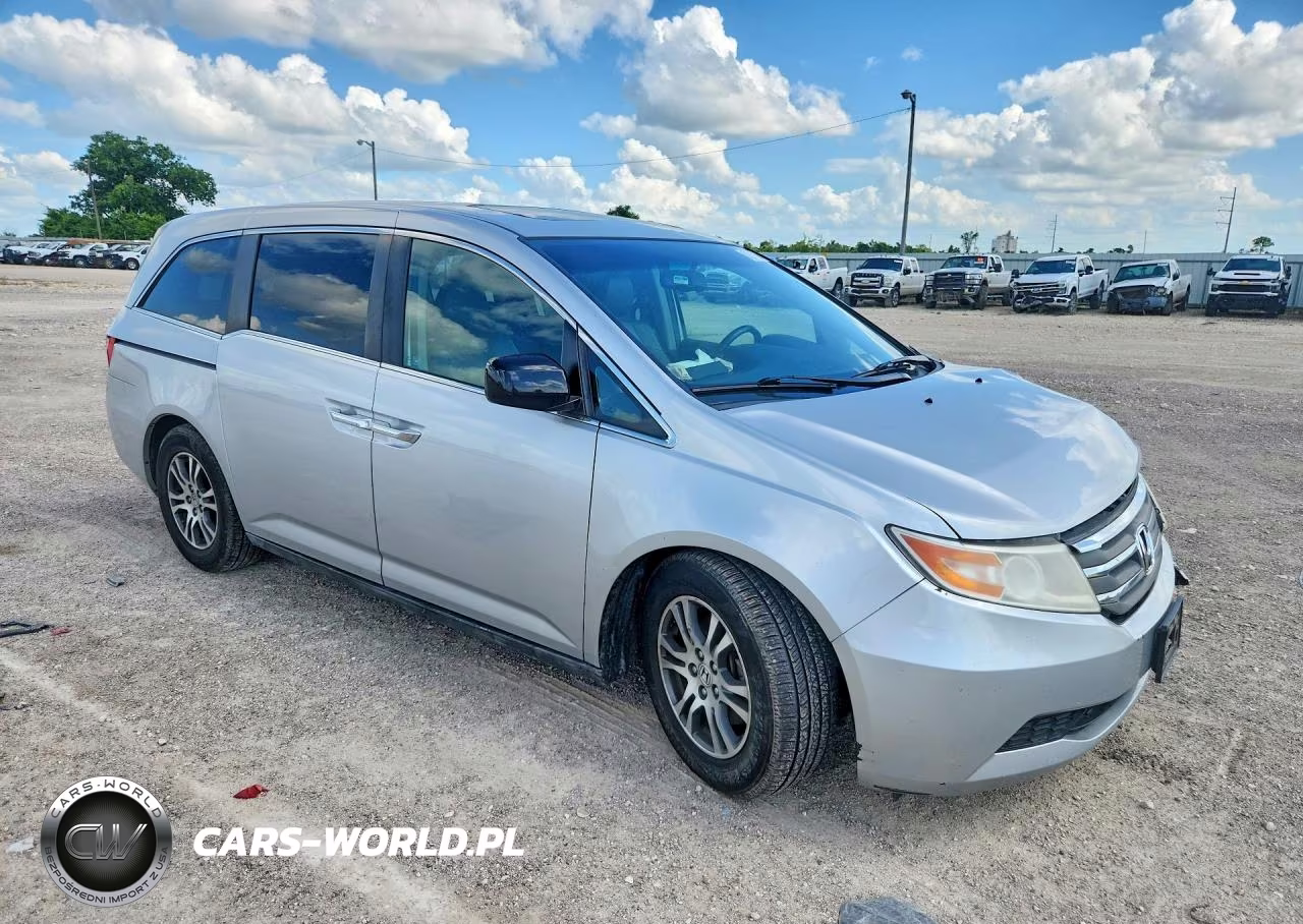 2012 Honda Odyssey Exl VIN:5FNRL5H60CB076912 - 4