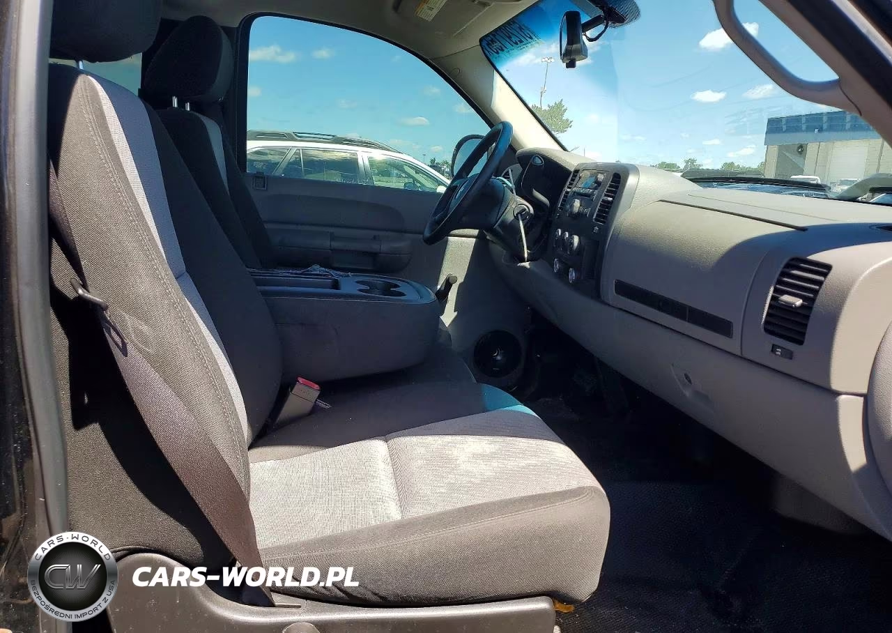 2009 Chevrolet Silverado C1500 VIN:1GCEC14X19Z207368 - 10
