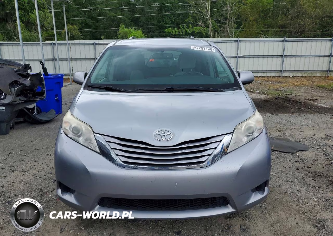 2015 Toyota Sienna Le VIN:5TDKK3DC6FS612461 - 5