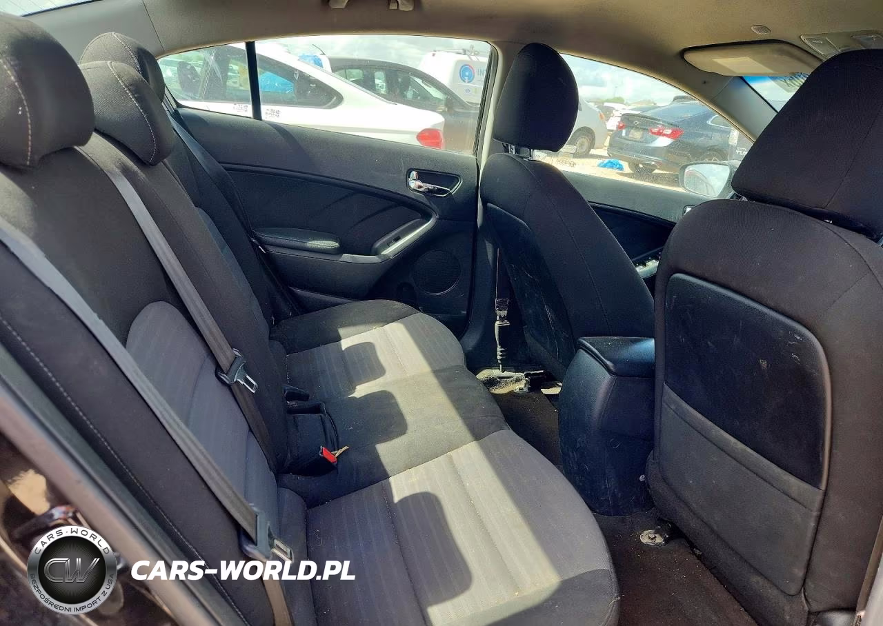 2017 Kia Forte S VIN:3KPFL4A71HE011306 - 10