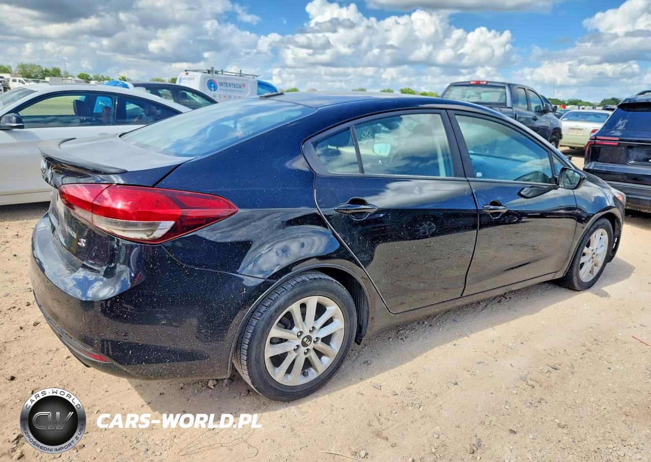 2017 Kia Forte S VIN:3KPFL4A71HE011306 - 3